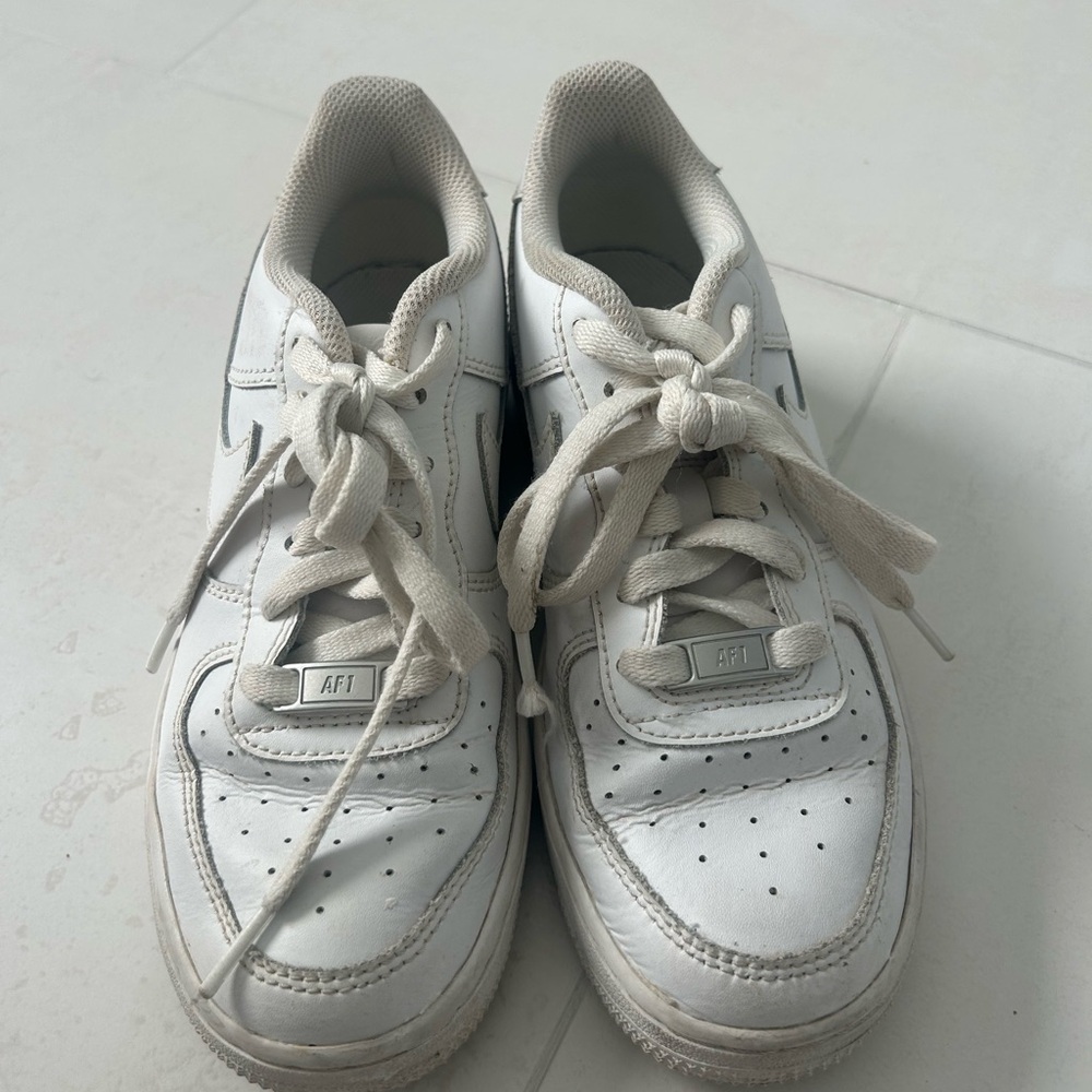 Kids White Air Force 1 Sneakers